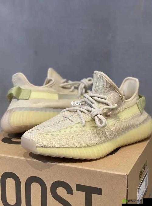 yeezy350 亚洲限定亚麻 2022：独特设计，引领潮流