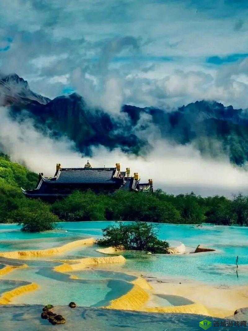 黄龙直捣溪水潺潺：探秘大自然的雄浑与灵动之美